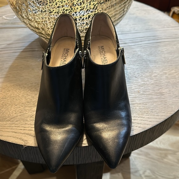 Michael Kors suede and leather booties - Picture 2 of 8